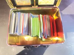 *Pokemon Mystery Ultra Sun and Moon Lunch box tin *Mystery Cards* - Image 2