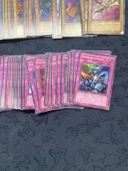 Yu-Gi-Oh Card Collection Lot (613 Cards) - Image 3