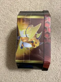 Pokemon TCG Hidden Fates Tin Charizard GX Factory Sealed Spanish - Image 4