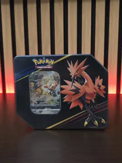 Pokemon CrownZenith/Zenit Regale - Zapdos Tin 5 Bustine Versione USA SEALED - Image 1