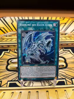 Yugioh Vision mit den Blauen Augen MP23-DE026 Secret Rare - Image 1