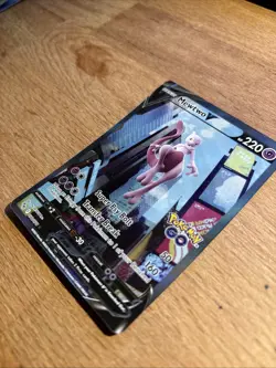 Pokemon TCG Mewtwo v Alt Art Full Art Holo Ultra Rare Card 072/078 Pokemon Go - Image 4