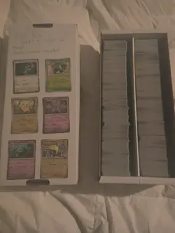 2200 bulk Pokemon card lot - Image 1