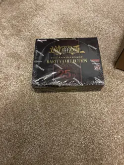 1x Yu-Gi-Oh! 25th Anniversary Rarity Collection 1 - 1st Edition Booster Box RA01 83717863281 - Image 1