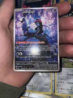 Munkidori 072/064 Shrouded Fable Illustration Rare Full Art Pokemon TCG NM/M - Image 1