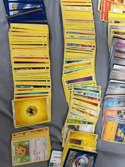 Pre-owned Lot Of Pokemon Cards Over 400 Cards - Image 3