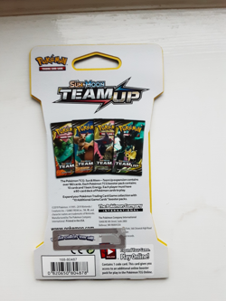 Brand New Pokemon Sun & Moon Team Up Sleeved Booster Pack - Snorlax & Eevee Art - Image 2