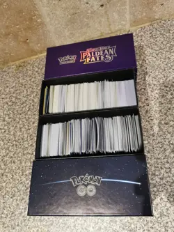 1000 Pokemon card job lot bulk collection includes Holo/Rev Holo and tins - Image 2