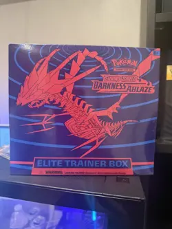 Pokemon TCG: Sword & Shield 3 Darkness Ablaze Elite Trainer Box 820650807312 - Image 1