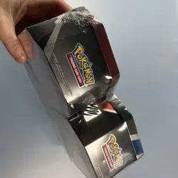 Pokemon TCG V Heroes Bundle Tins: 2-Pack of Vaporeon & Umbreon (SEALED)! #2.91 - Image 4