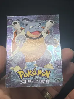 Blastoise #09 E9 of 12 Black Logo Topps Holo Foil Trading Cards Pokemon Card - Image 3