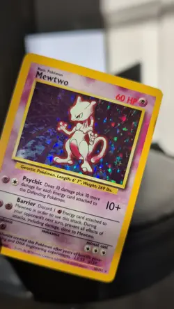 Mewtwo 10/102 Base Set Holo Rare 1999 WOTC Vintage Pokemon Card - LP/MP - Image 2