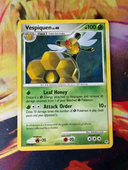 Vespiquen 39/130 NM Non Holo Rare Diamond & Pearl 2007 Pokemon TCG - Image 1