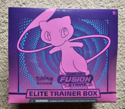Nintendo Pokemon TCG: Sword & Shield Fusion Strike Elite Trainer Box ETB - Image 2