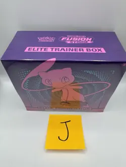 Pokemon TCG: Sword & Shield Fusion Strike Elite Trainer Box - Tear In Plastic 820650809330 - Image 2