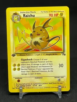 Raichu 29/62 fossil 1st edition NM Pokemon TCG - Image 1