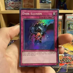 DESO-EN060 Dark Illusion Super Rare Yu-Gi-Oh Card 1st NM - Image 1