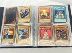 VTG 1996 Konami Yu-Gi-Oh 4 Pocket 14-Page TCG Trading Card Binder Holder - Image 5