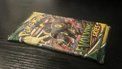 Factory Sealed Pokemon TCG Evolving Skies Booster Pack Umbreon Art 10 Cards - Image 3