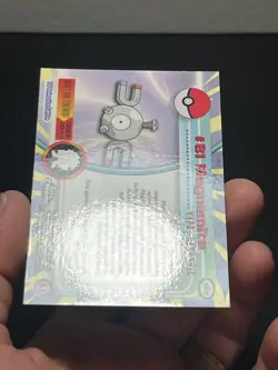 2000 Topps Chrome Pokemon Magnemite SPECTRA CHROME #81 Series 2 - Image 5
