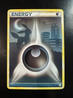 Pokemon TCG Dark Energy Umbreon Card 121/123 Heart Gold Soul Silver Basic - Image 1