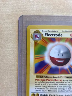 Pokemon TCG Electrode Base Set Shadowless Rare Card 21/102 - Image 4