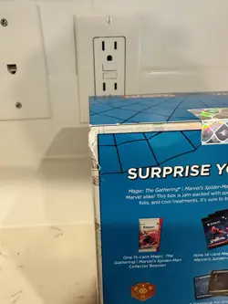 Magic The Gathering Spider-Man Bundle: Gift Edition Sealed MTG - Image 4