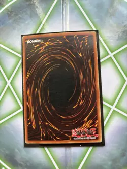 Yu-Gi-Oh TCG Dark Magician BPT-001 Holo Secret Rare Limited Edition MP - Image 2