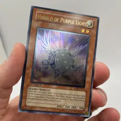 Herald of Purple Light (UTR) EOJ-EN019 Enemy of Justice 1st Edition - Image 3