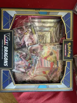 Pokemon TCG VMax Dragons Premium Collection Box Rayquaza & Duraludon - Image 2