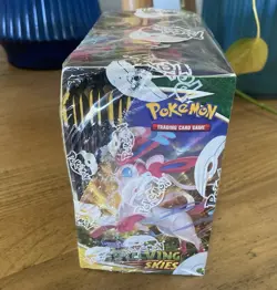 EVOLVING SKIES Booster Box (with Acrylic Case) Sealed 1st Wave - Pokemon TCG 820650818776 - Image 4