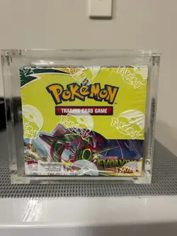 EVOLVING SKIES Booster Box (with Acrylic Case) - Pokemon TCG 820650818776 - Image 1