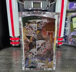 Pokemon Evolving Skies Booster Box Sealed & with Acrylic Case - Image 4