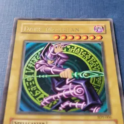 Yu-Gi-Oh! Dark Magician SDY-006 Ultra Rare Holo LP/MP *FREE SHIPPING* - Image 2