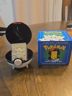 Pokemon Togepi 23K Gold Plated Trading Card 1999 Limited Edition w/COA, Blue Box - Image 2
