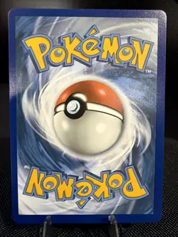 Hero's Medal 201/185 Vivid Voltage Full Art Gold Secret Rare Pokemon Card NM/M - Image 2