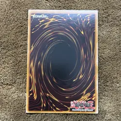 Blue-Eyes White Dragon (UTR) OP28-EN001 Ultimate Rare Yugioh Tournament Pack NM - Image 2