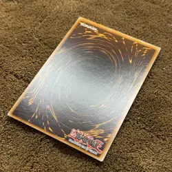 Blue-Eyes White Dragon (UTR) OP28-EN001 Ultimate Rare Yugioh Tournament Pack NM - Image 4