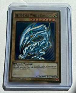 YuGiOh! Blue-Eyes White Dragon | MAGO-EN001 Maximum Gold Rare | 1st Edition | NM - Image 3