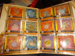 VINTAGE POKEMON FLIPZ ALBUM & 40 LENTICULAR ACTION CARDS (Series One) - Image 5