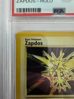 1999 Pokemon Base Set Zapdos Holo #16/102 PSA 8 NM-MT WOTC - Image 3