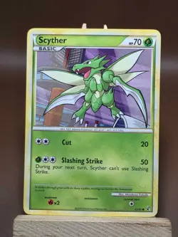 HP Scyther 65/90 Undaunted Regular - Pokemon Card - Image 1