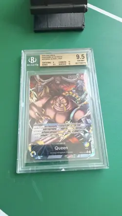 One Piece Card Game Queen Alt Art Leader OP04-040 Psa 10 - Image 4