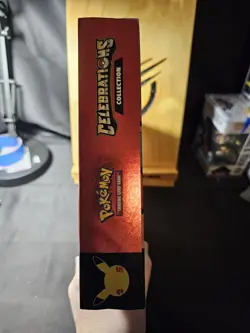 Pokemon TCG 25th Celebrations Collection Lance's Charizard V Box Factory Sealed - Image 5
