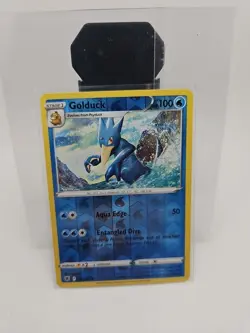 Golduck 029/189 Pokemon SWSH10: Astral Radiance Uncommon Reverse Holo NM - Image 1