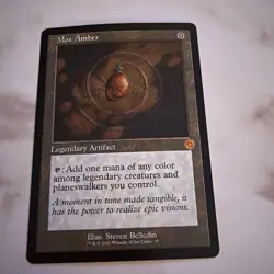 Mox Amber The Brothers' War: Retro Frame Artifacts Regular - Image 1