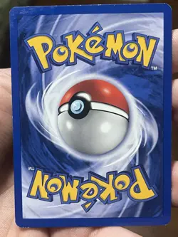 Pokemon Vileplume 17/18 Southern Islands Reverse Holo Double Swirl - Image 3