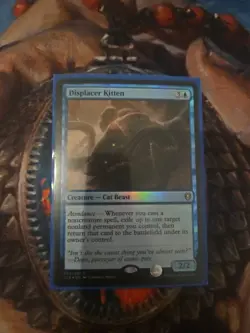 Displacer Kitten Commander Legends: Battle for Baldur's Gate Foil - Image 1