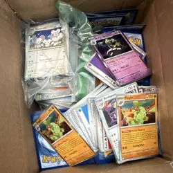 Pokemon TCG Mixed Lot, bulk 1000+ - Image 1