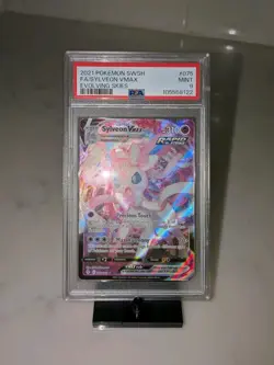 Pokemon Sylveon VMAX Holo Ultra Rare TCG Card Evolving Skies 075/203 PSA 9 - Image 2